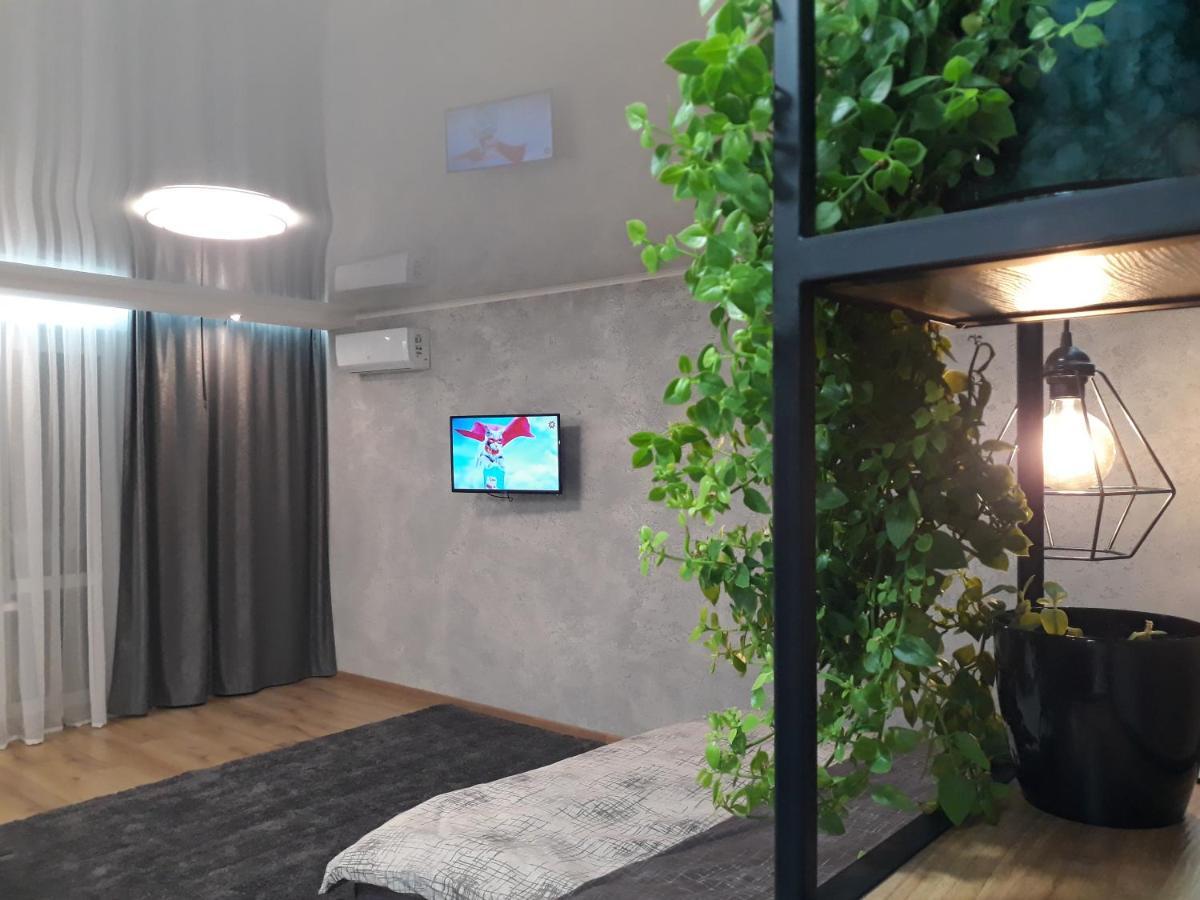 Апартаменты На Проспекте Почтовый Krivói Rog Exterior foto